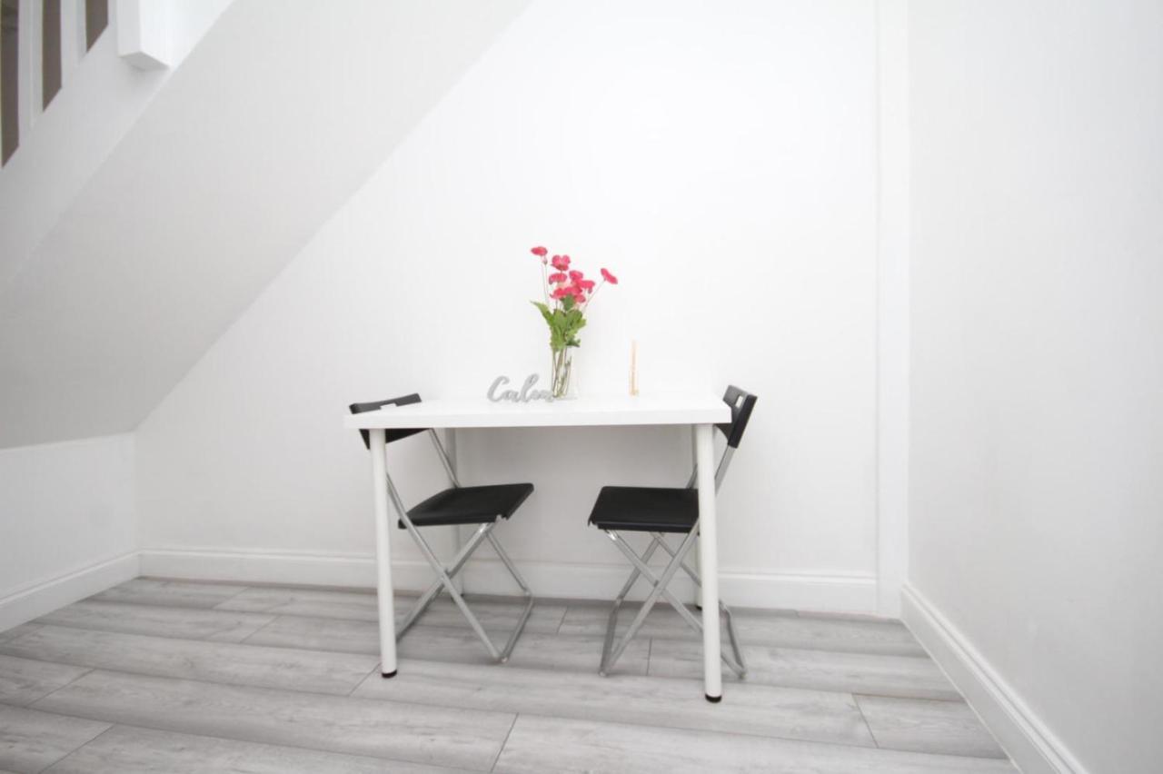 Lovely 3 Bed Spacious Flat Apartment In Central Londra Dış mekan fotoğraf